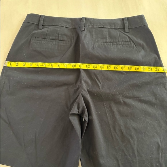 **🖤 Summer Sale: Talbots Black Cotton Perfect 10 1/2 in Shorts 🖤** - Picture 5 of 5